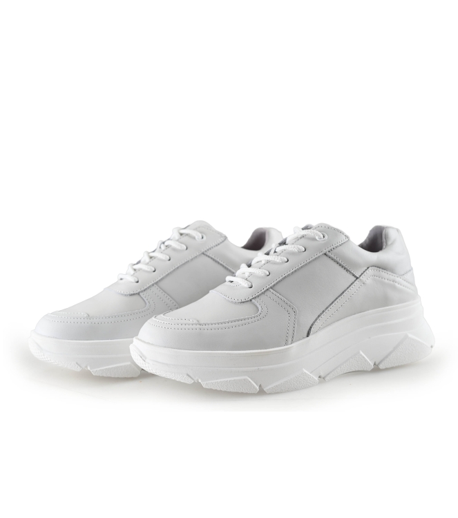 Bridge Footwear Sneaker