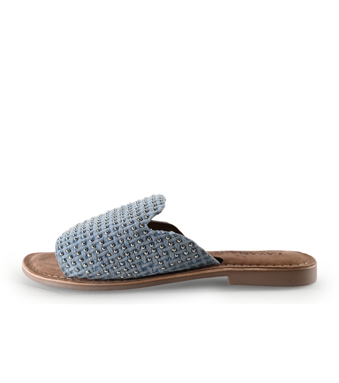 Lazamani Flip-Flops