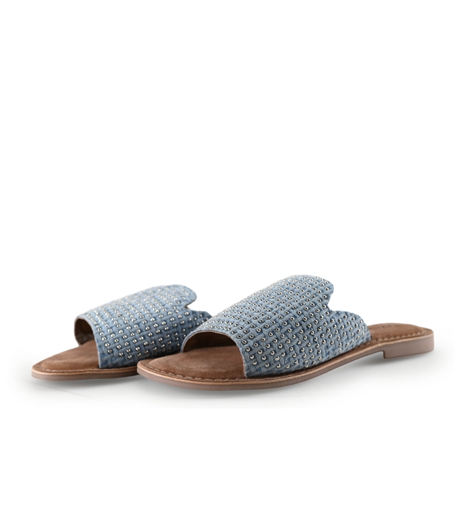 Lazamani Flip-Flops
