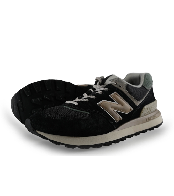 New Balance Sneaker
