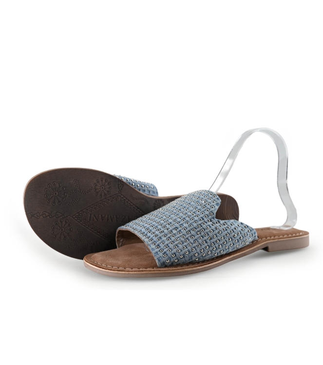 Lazamani Flip-Flops