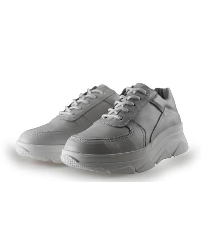 Bridge Footwear Sneaker