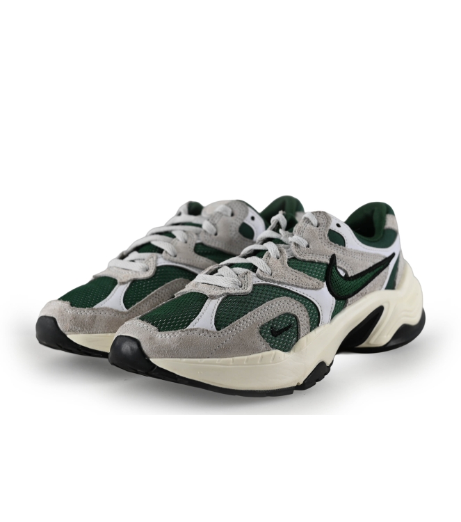 Nike Sneaker