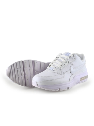 Nike Sneaker