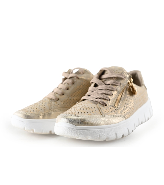 Hoe Ch Sneaker