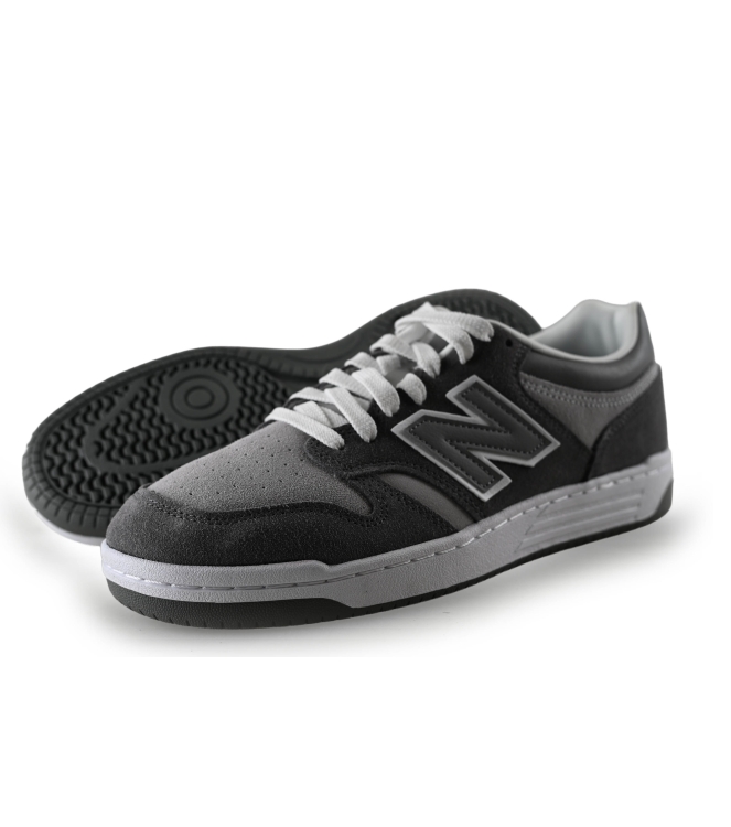 New Balance Sneaker