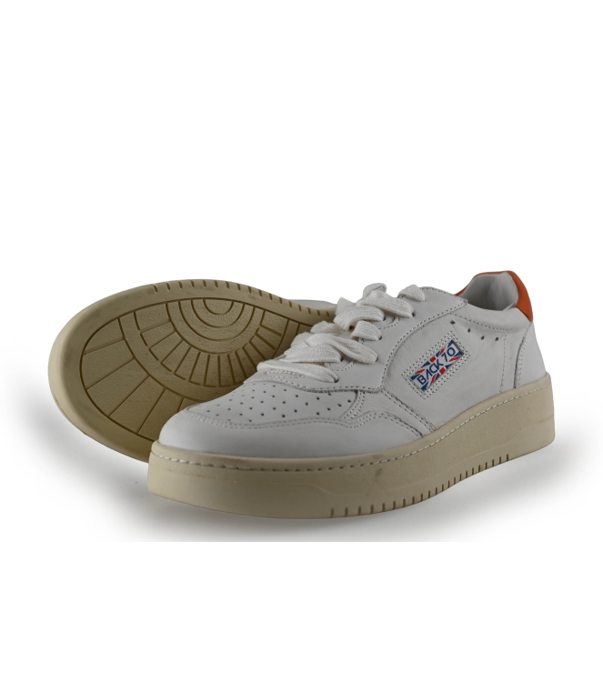 Back 70 Sneaker