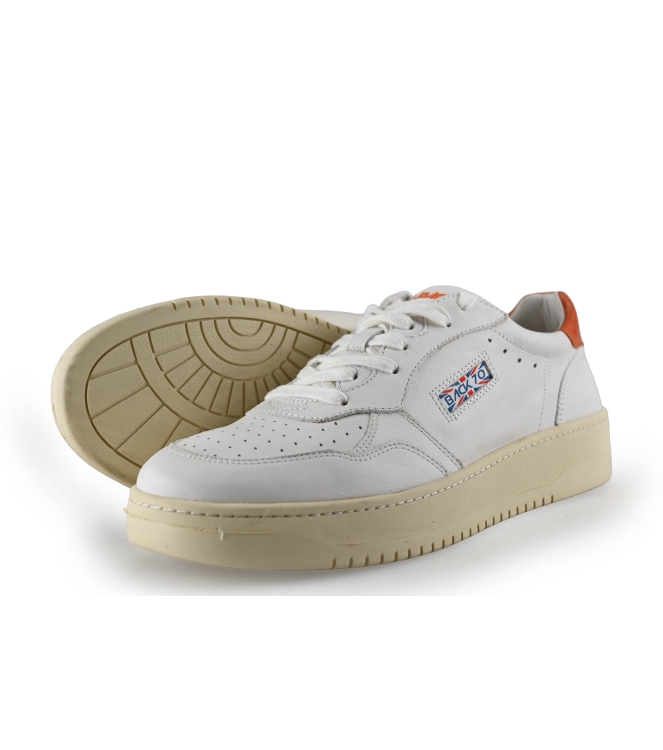 Back 70 Sneaker