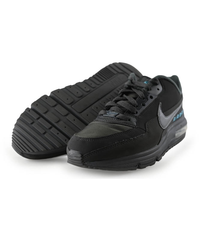 Nike Sneaker