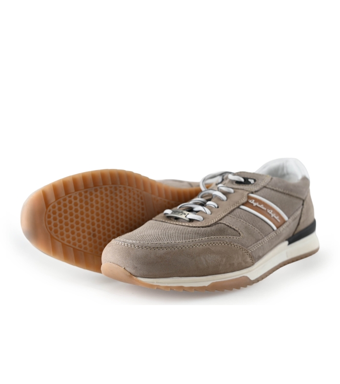Australian Sneaker