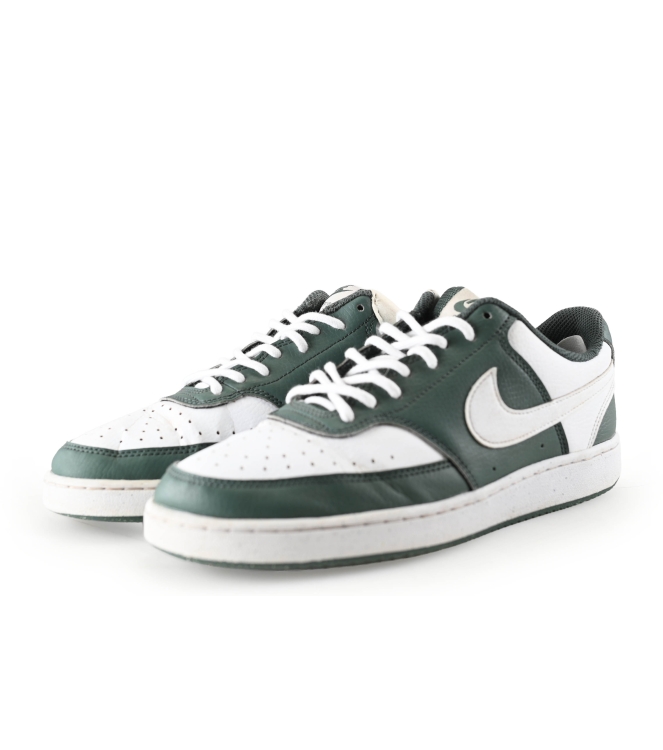 Nike Sneaker