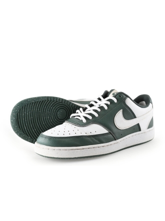 Nike Sneaker