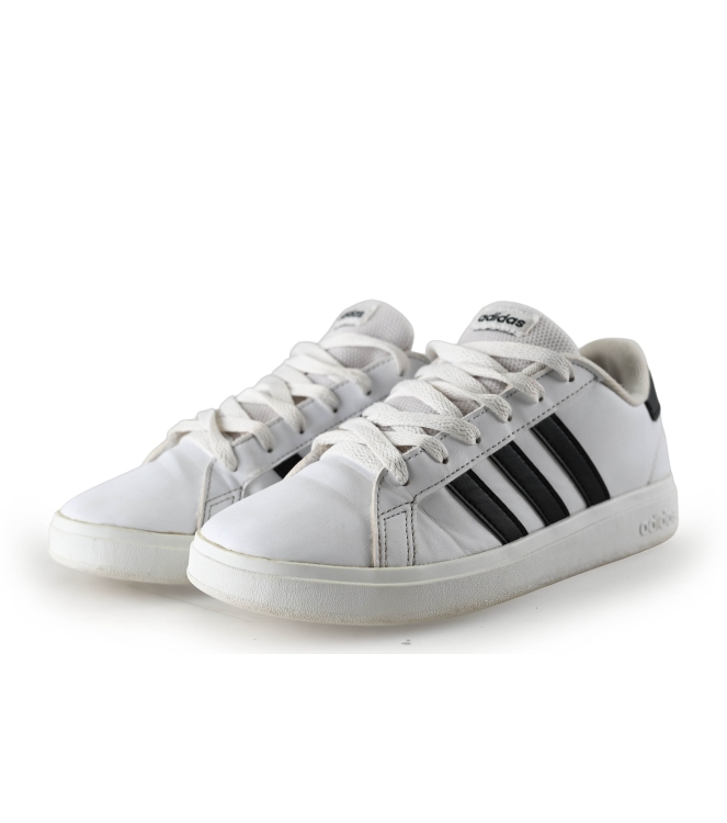 Adidas Sneaker