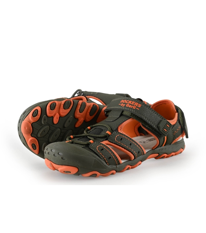 Bata Sandalen