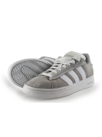 Adidas Sneaker