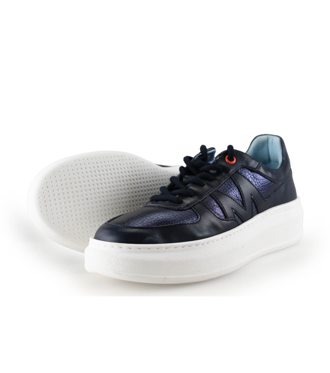 MAG Sneaker