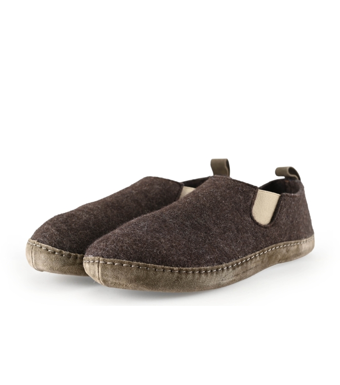Travelin Slip-ons