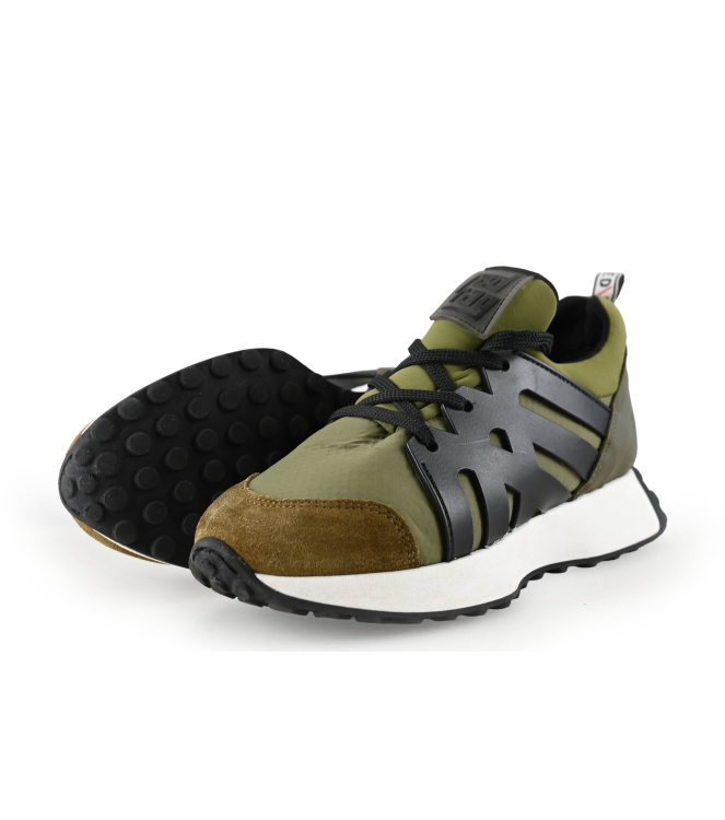 Red Rag Sneaker
