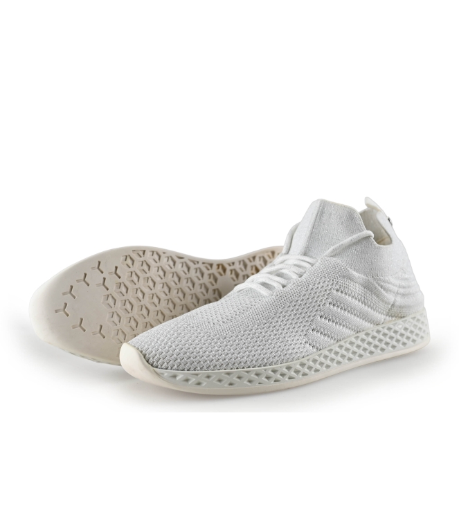 Next Sneaker