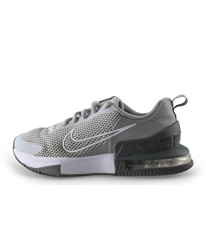 Nike Sneaker