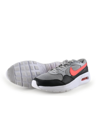 Nike Sneaker