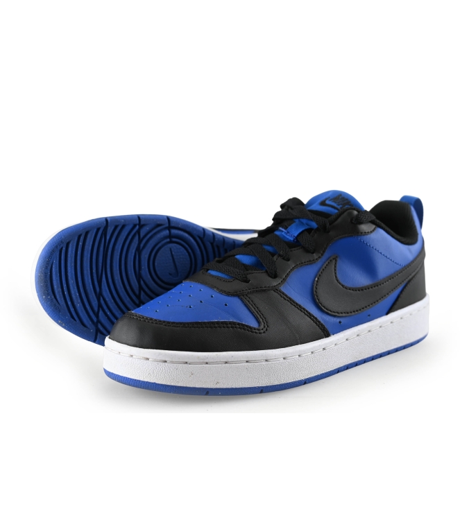 Nike Sneaker