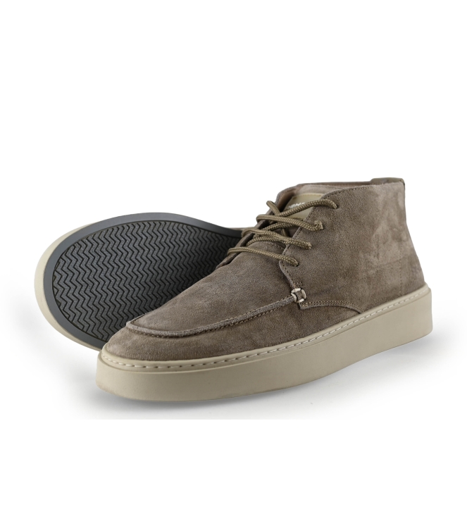Rehab Sneaker