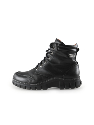 Megamok Stiefeletten