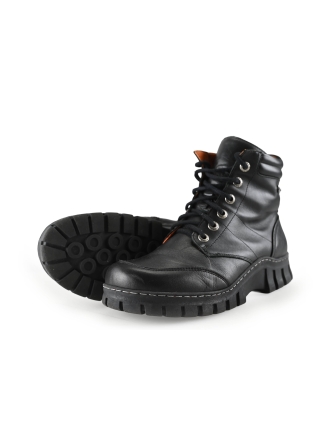 Megamok Stiefeletten