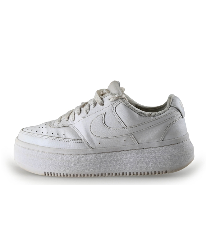 Nike Sneaker