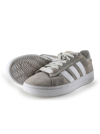 Adidas Sneaker