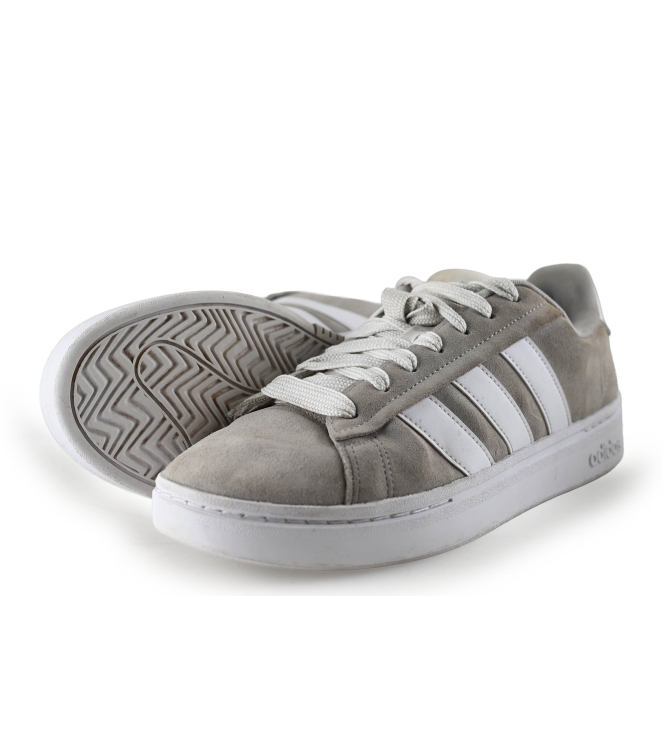 Adidas Sneaker