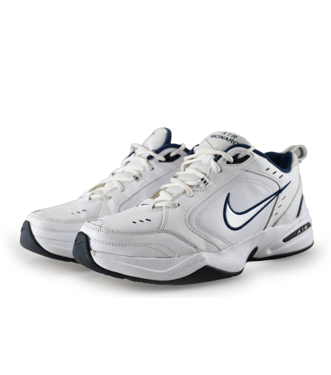 Nike Sneaker