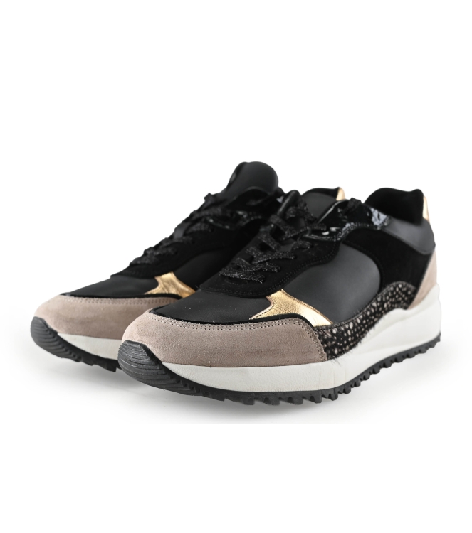 Maruti Sneaker