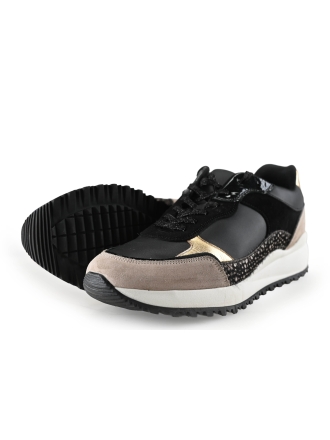 Maruti Sneaker