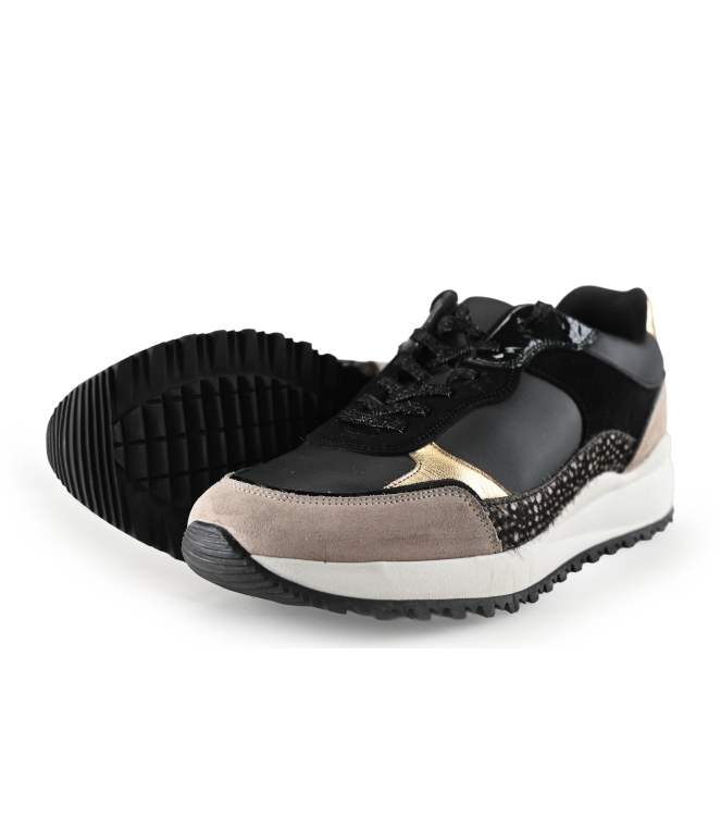 Maruti Sneaker