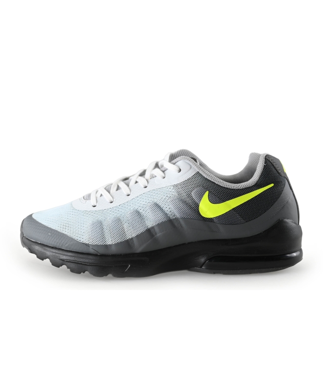 Nike Sneaker