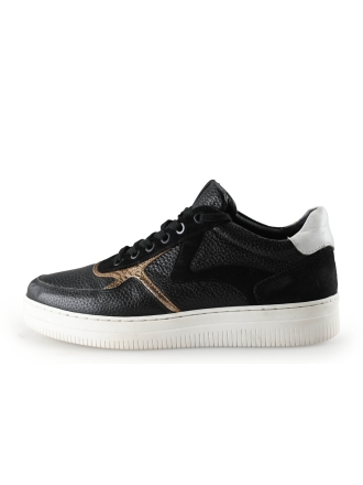 Maruti Sneaker