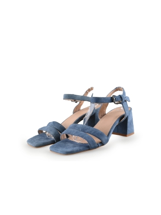 Bata Sandalen