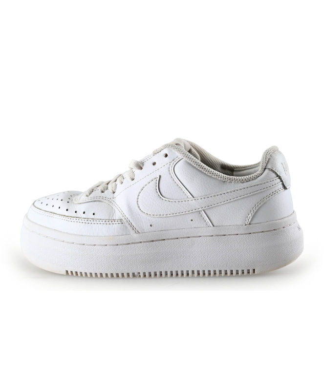 Nike Sneaker