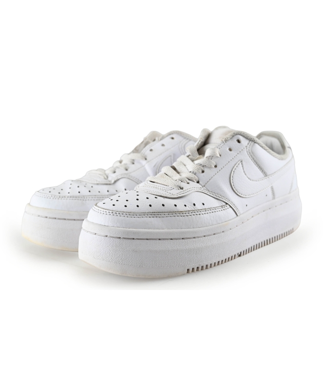 Nike Sneaker