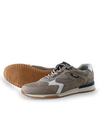 Australian Sneaker