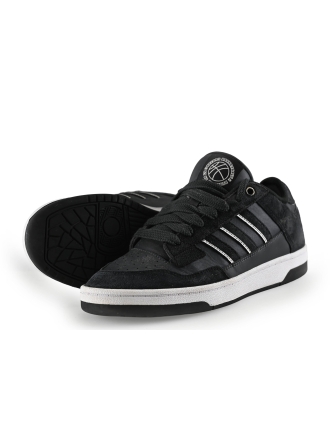 Adidas Sneaker