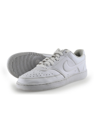 Nike Sneaker