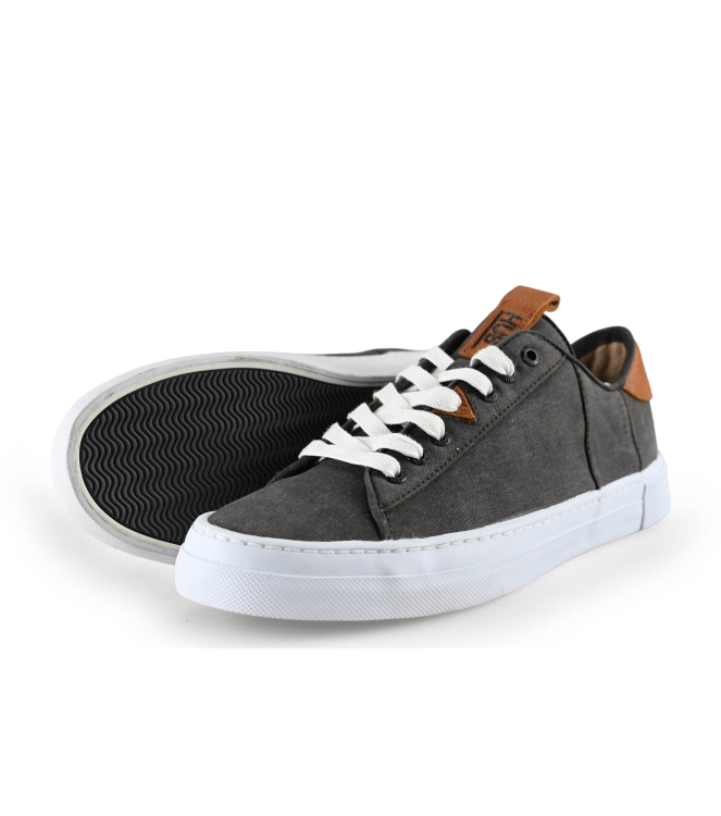 Hub Sneaker
