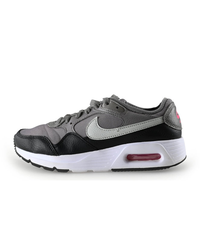 Nike Sneaker