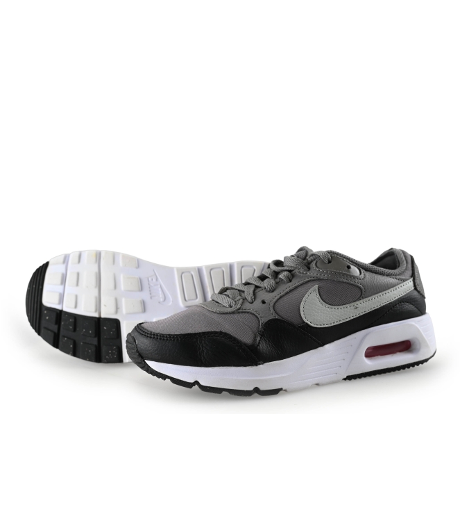 Nike Sneaker