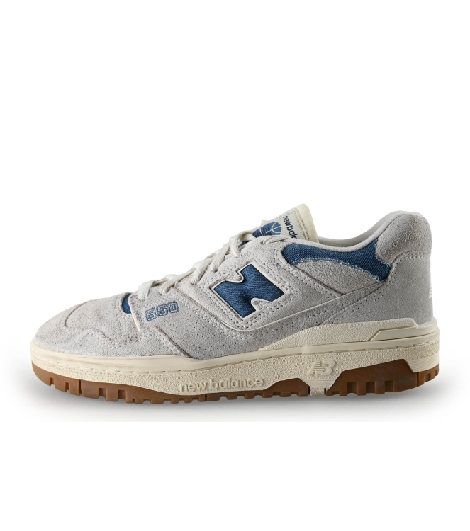 New Balance Sneaker