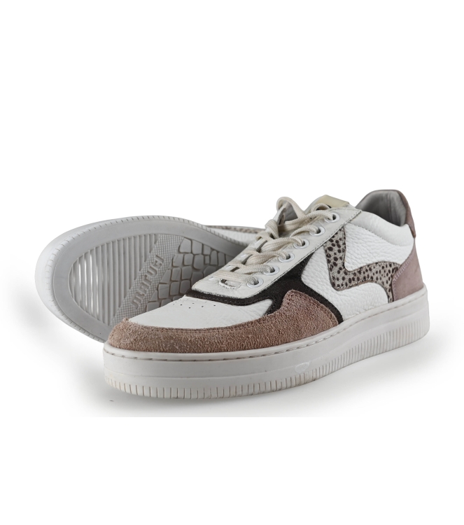 Maruti Sneaker