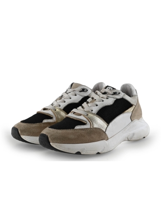 Maruti Sneaker